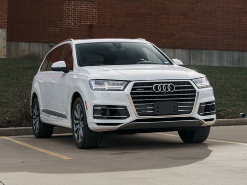Used 2019 Audi Q7 3.0T Premium Plus image 1