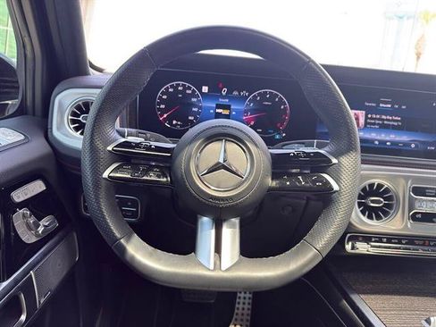 Used 2025 Mercedes-Benz G 550 image 15