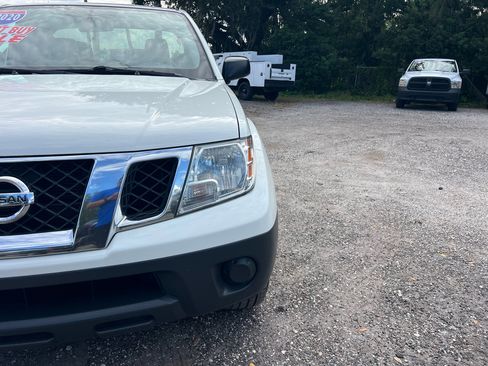 Used 2020 Nissan Frontier S w/ S Utility Package image 10
