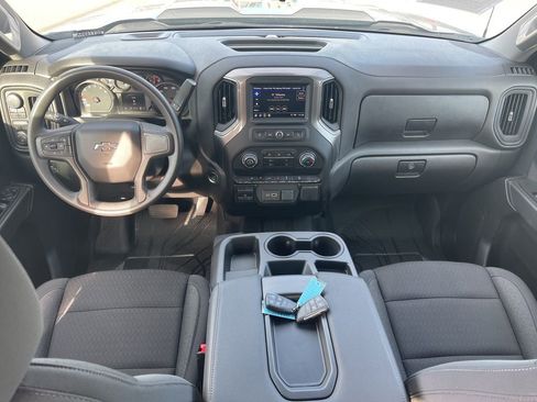 Used 2025 Chevrolet Silverado 1500 Custom Trail Boss w/ Turbomax Blackout Package image 16