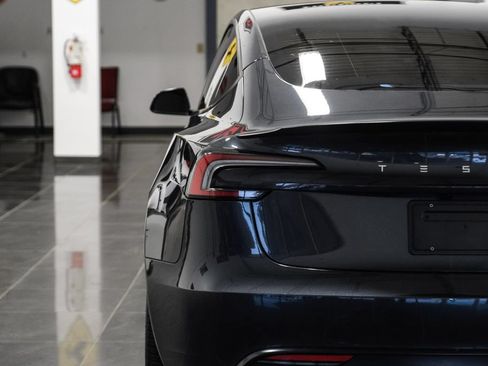 Used 2025 Tesla Model 3 Performance AWD/4WD image 45