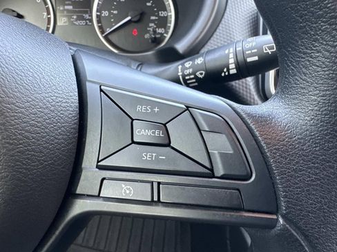 Used 2024 Nissan Kicks S image 24