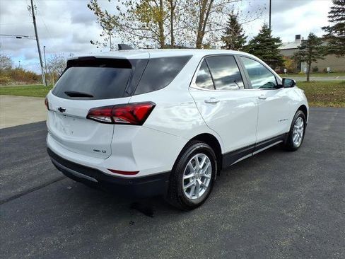 Used 2024 Chevrolet Equinox LT w/ LPO, Floor Liner Package image 5