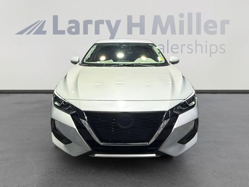 Used 2020 Nissan Sentra S image 8