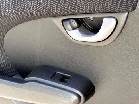Used 2012 Honda Fit Sport image 21