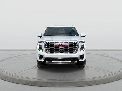 New 2026 GMC Yukon XL Denali w/ Sun & Power Step Package