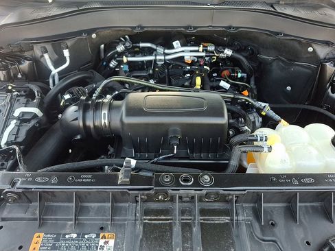 Certified 2023 Ford Explorer XLT w/ Equipment Group 202A AWD/4WD image 29