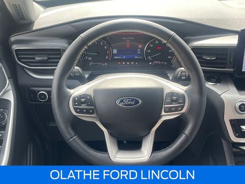 Used 2023 Ford Explorer XLT w/ Equipment Group 202A AWD/4WD image 27
