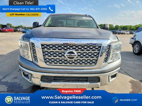 Used 2017 Nissan Titan SV RWD image 7
