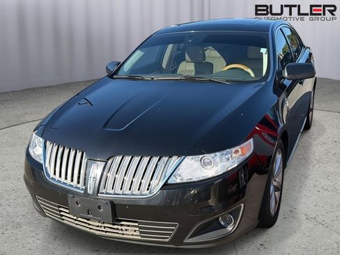 Used 2010 Lincoln MKS FWD image 5
