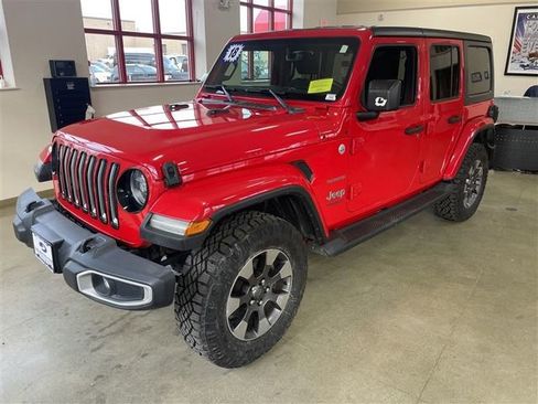 Used 2018 Jeep Wrangler Unlimited Sahara w/ Dual Top Group image 3