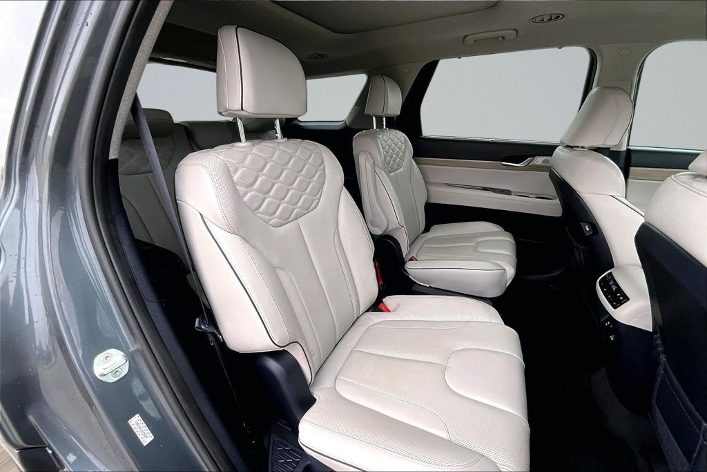 Used 2021 Hyundai Palisade Limited FWD image 26