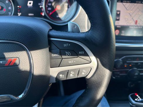 Used 2016 Dodge Charger R/T Scat Pack w/ Technology Group image 32