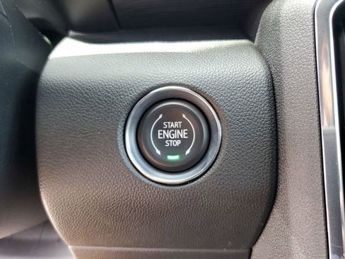 New 2026 GMC Acadia Elevation w/ Elevation Premium Package FWD image 24