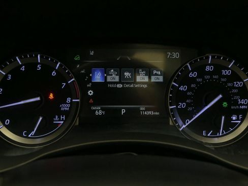 Used 2022 Toyota Highlander Limited AWD/4WD image 40