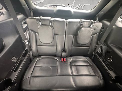 Used 2020 Ford Explorer XLT w/ Equipment Group 202A RWD image 22