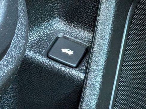 Used 2019 Honda Civic LX image 28