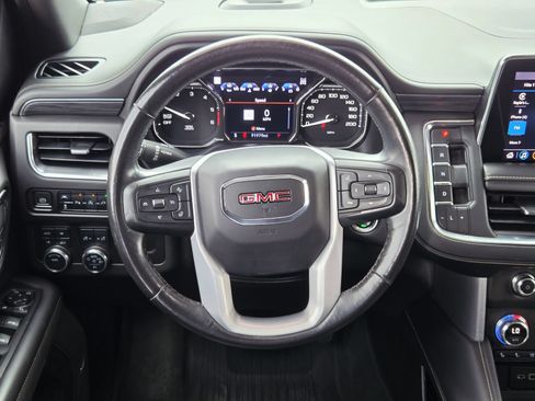 Used 2021 GMC Yukon SLT w/ Rear Media and Nav Package AWD/4WD image 26