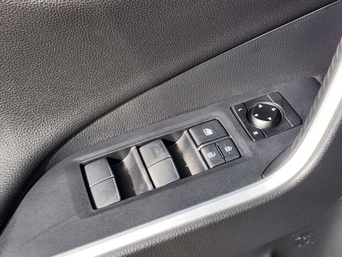 Used 2021 Toyota RAV4 XSE AWD/4WD image 20