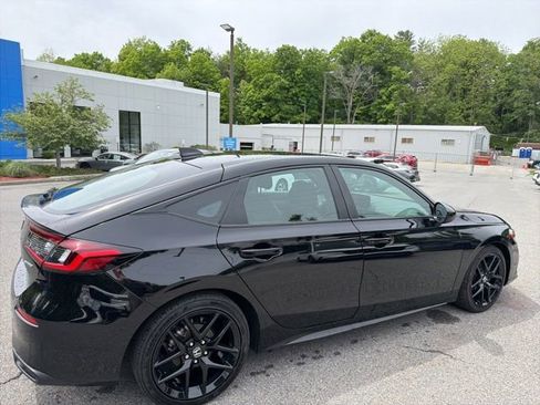 Used 2024 Honda Civic Sport image 4