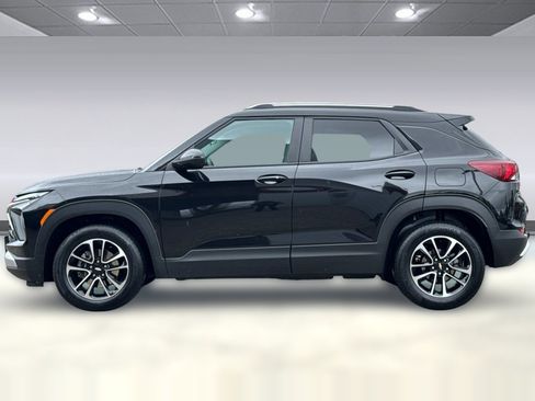 Used 2025 Chevrolet TrailBlazer LT FWD image 6