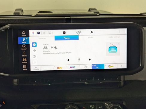 New 2026 Jeep Gladiator Sport image 22