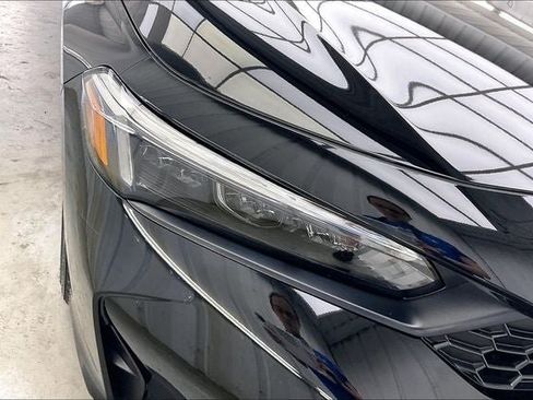 Certified 2025 Honda Civic Sport image 25