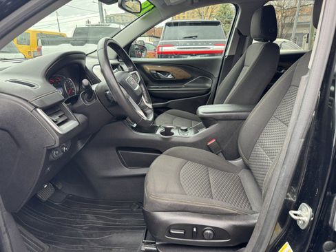 Used 2019 GMC Terrain SLE w/ Driver Convenience Package image 13