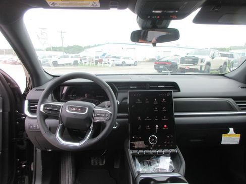 New 2027 GMC Terrain Elevation w/ Elevation Premium Package AWD/4WD image 13