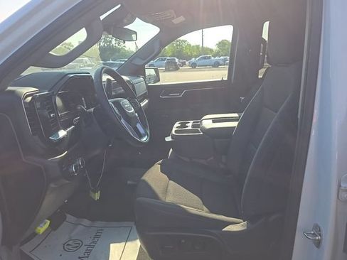Used 2024 GMC Sierra 1500 Elevation AWD/4WD image 5