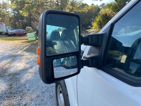 Used 2015 Ford F250 XL w/ Power Equipment Group image 33