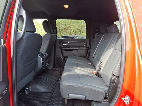 Used 2021 RAM 2500 Big Horn w/ Level B Equipment Group AWD/4WD image 5