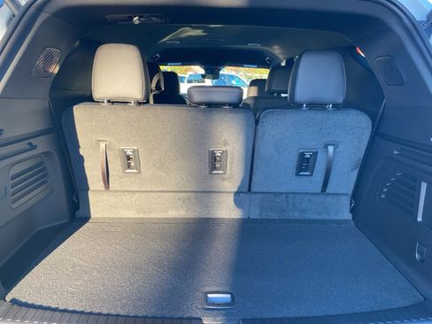 New 2026 Chevrolet Traverse LT w/ Midnight/Sport Edition image 13