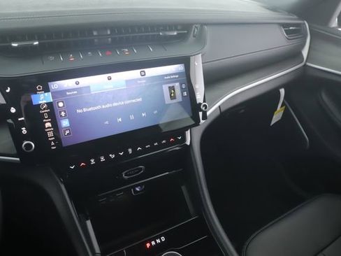 New 2026 Jeep Grand Cherokee L Limited w/ Limited Altitude Package image 28