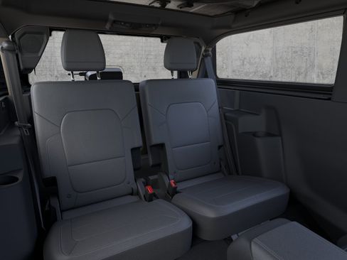 New 2026 Ford Bronco Badlands image 11