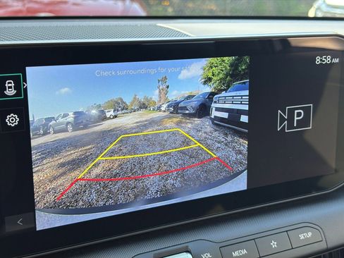 Used 2025 Kia K4 LXS image 25