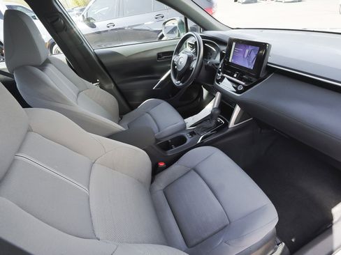 Used 2024 Toyota Corolla Cross AWD Hybrid image 41