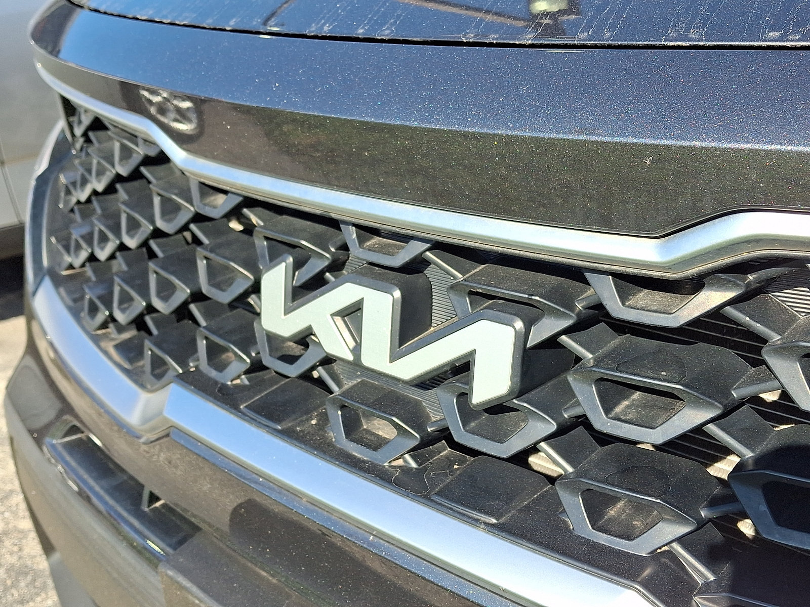 Certified 2023 Kia Sorento LX AWD/4WD image 9