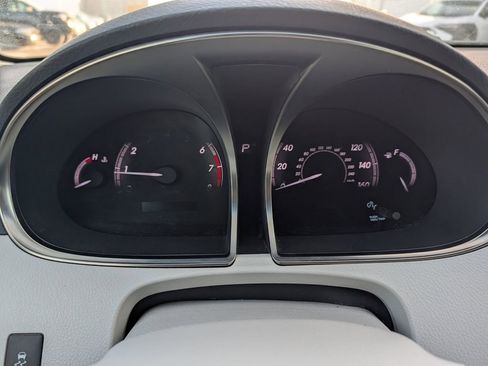 Used 2011 Toyota Avalon Limited image 21