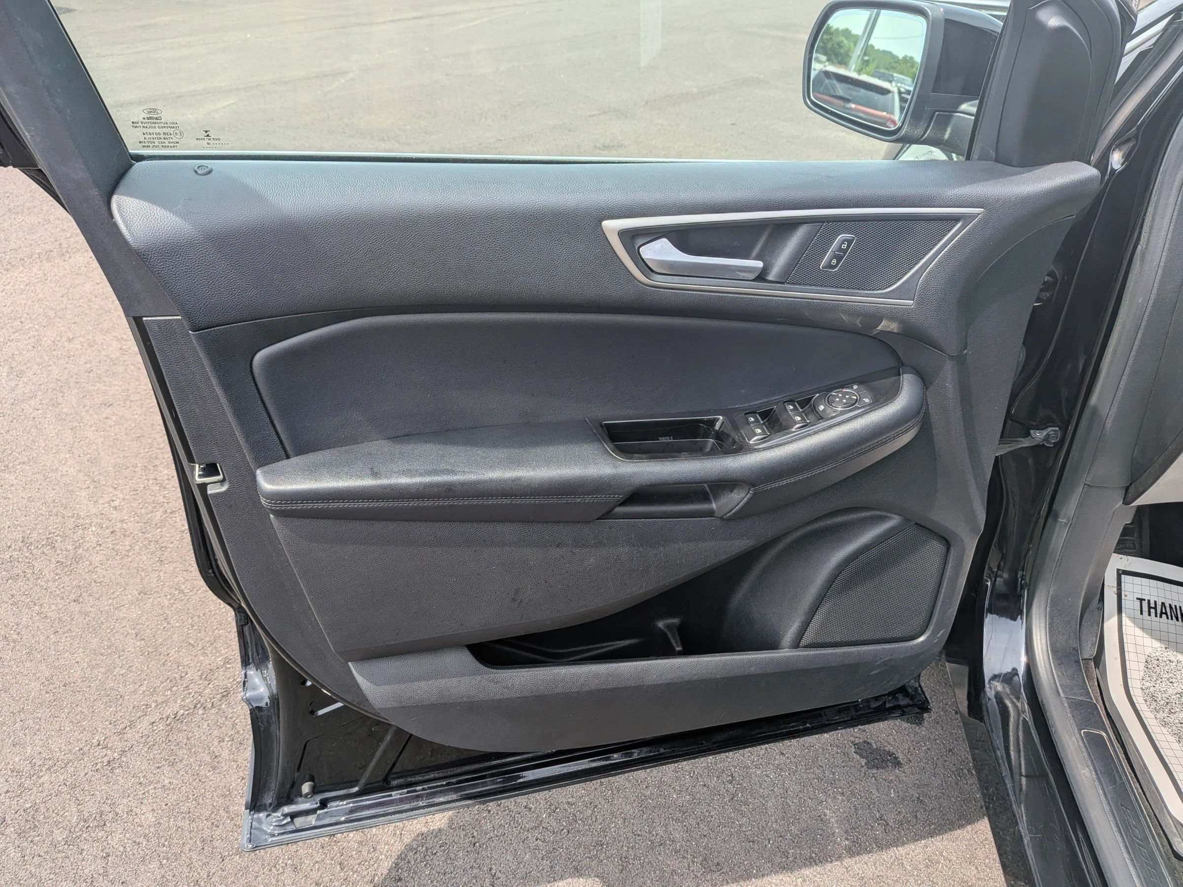 Used 2018 Ford Edge SEL w/ Equipment Group 201A AWD/4WD image 21