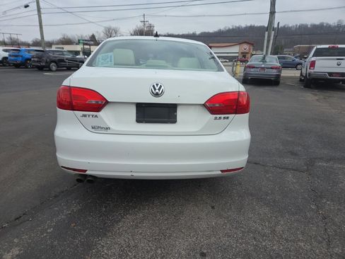 Used 2013 Volkswagen Jetta SE image 4