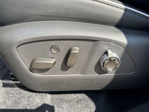 New 2026 Buick Enclave Avenir w/ Super Cruise Package image 12