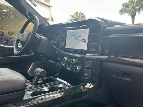 New 2025 Ford F150 Lariat w/ Equipment Group 502A High image 29