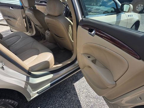 Used 2008 Buick Lucerne CXL w/ Ultra Confidence Package FWD image 15