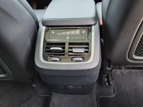 Certified 2023 Volvo XC90 B6 Plus w/ Protection Package Premier image 17