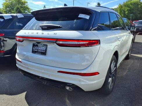 New 2025 Lincoln Corsair Grand Touring image 3