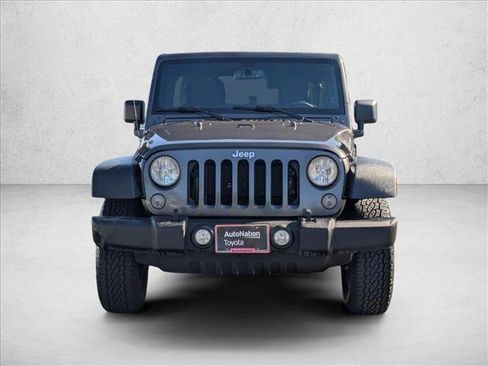 Used 2018 Jeep Wrangler Unlimited Sport S image 2