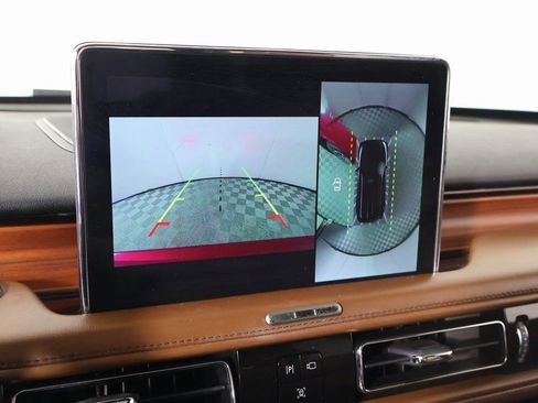 Used 2021 Lincoln Aviator Grand Touring w/ Equipment Group 301A image 6