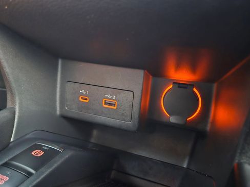 Used 2024 Nissan Kicks SV image 19