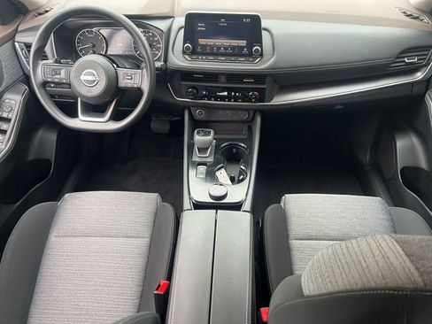 Certified 2023 Nissan Rogue SV image 18